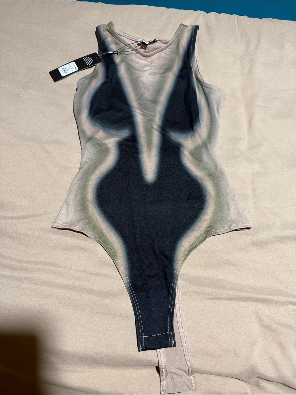 Fashion Nova Black & Beige Tie-Dye Sleeveless Bodysuit